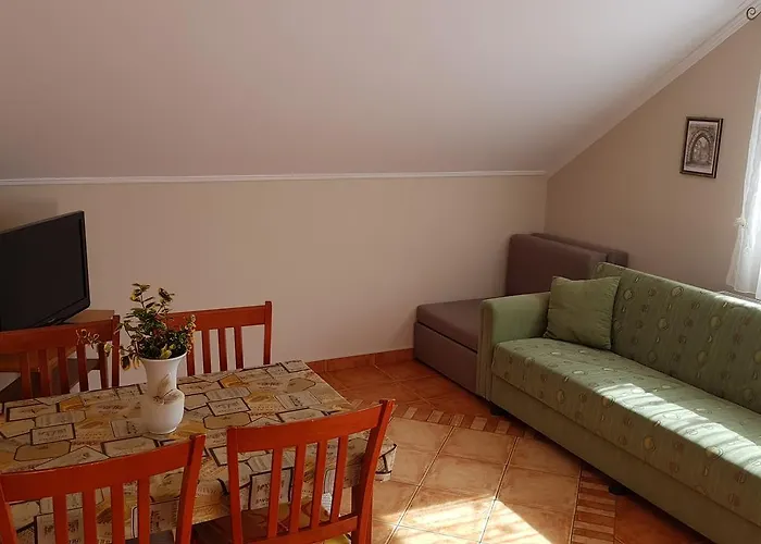 Laci Apartment *